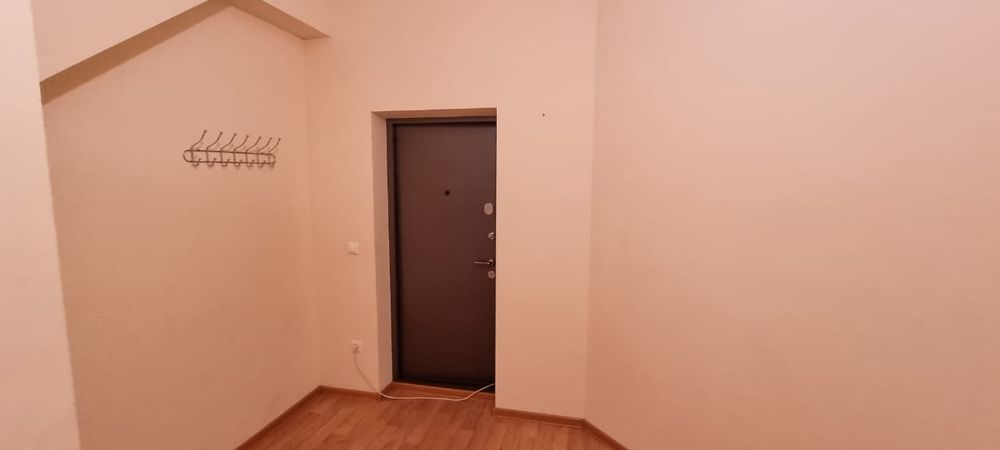 Продаётся цокольный этаж в элитном доме