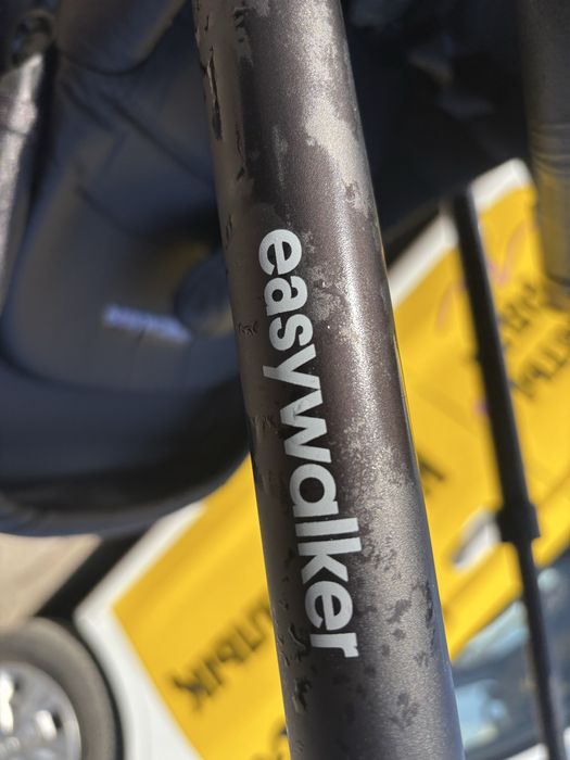 Продам каляску бренда Easywalker