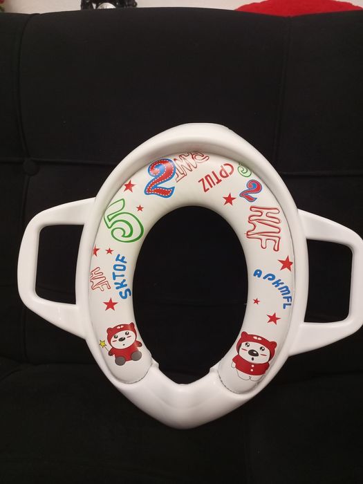 Продам стульчак для ребенка новый