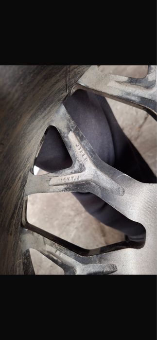 Продам диски R16