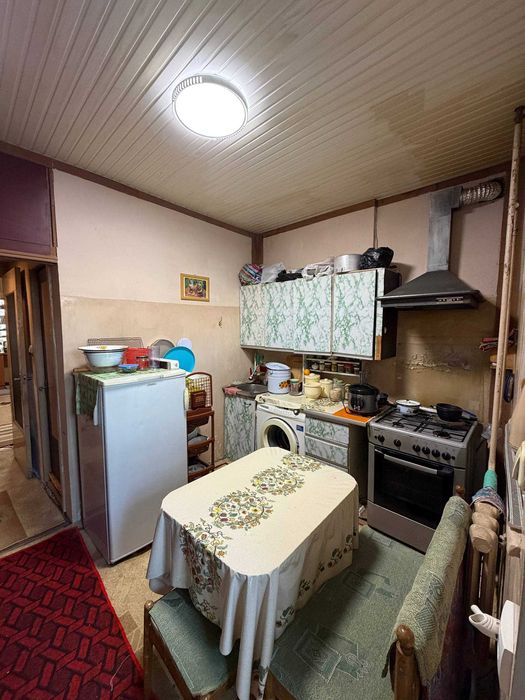 Юнусабад 15 кв. 1-хона/ Срочно