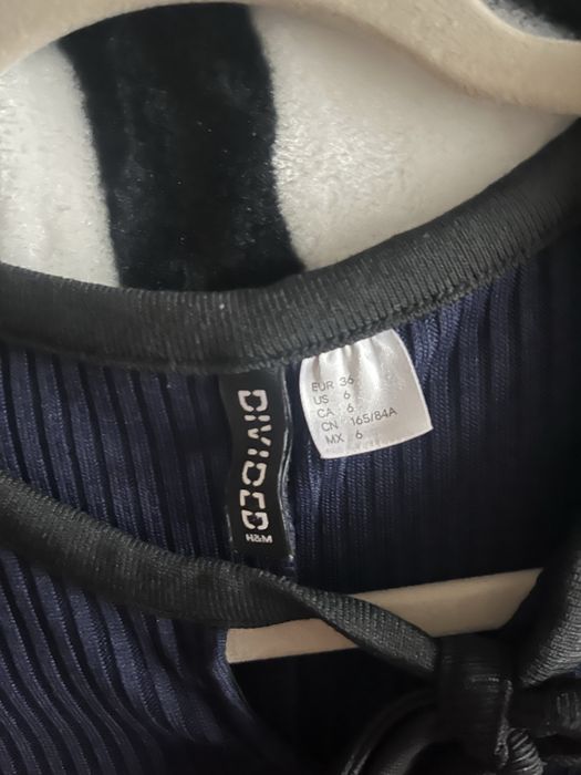 Rochie de zi, eleganta Divided