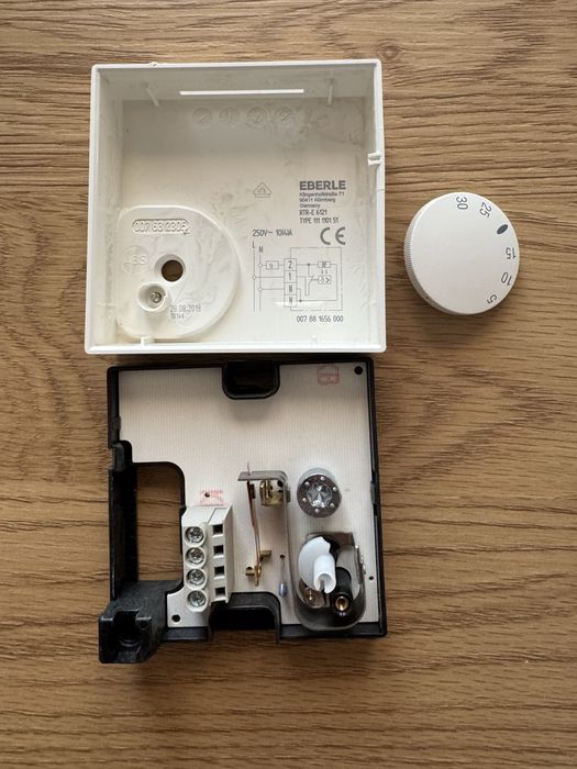 Termostat analogic Sistema