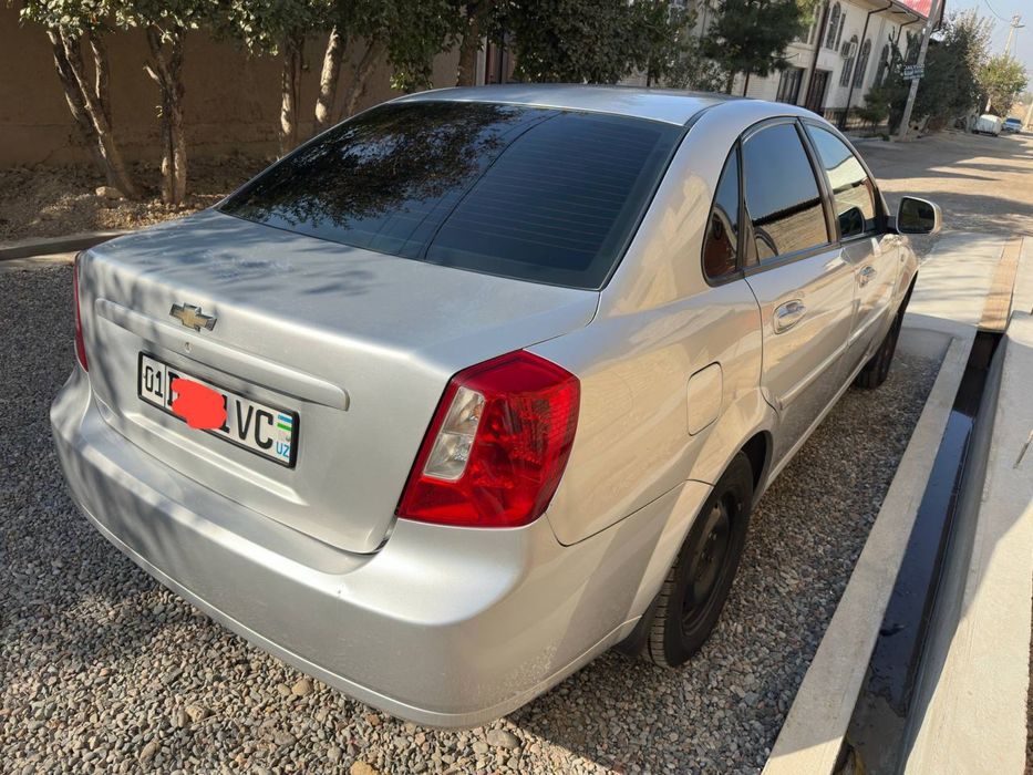 Arendaga beriladi Jentra 2015 yil avtamot 1 evro 165000 km yurgan