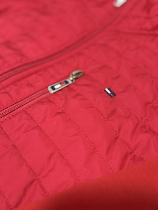 Продам оригинальную куртку Tommy Hilfiger