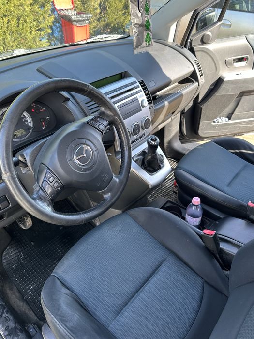 Vand Mazda 5 cu 7 locuri