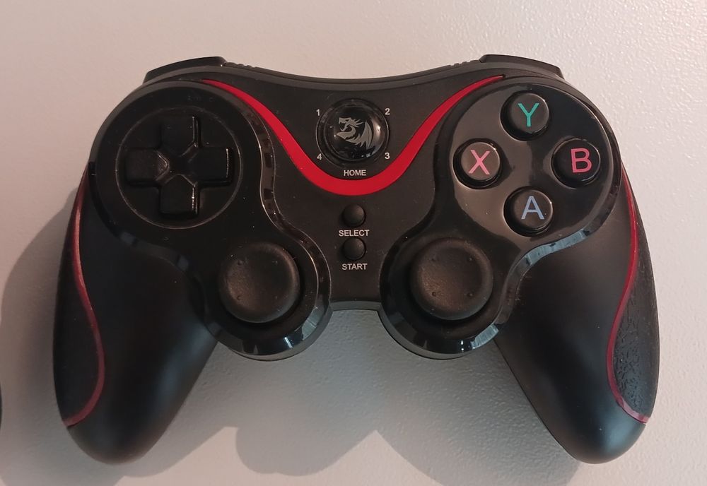 Продаю джойстик Reddragon Titanium