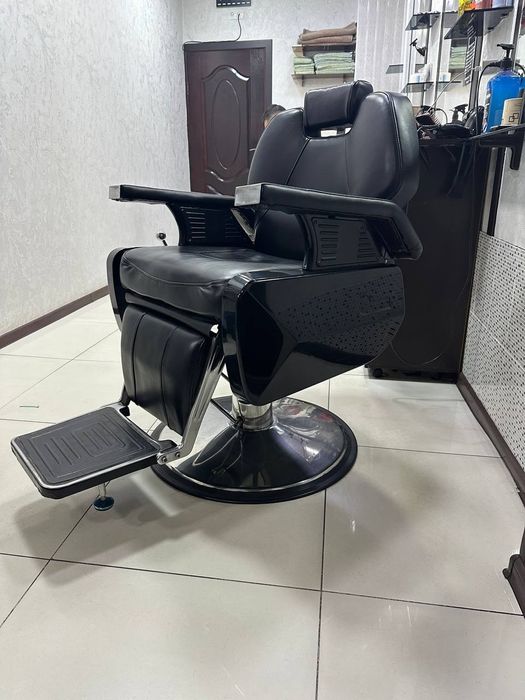 Парикмахерская  кресло