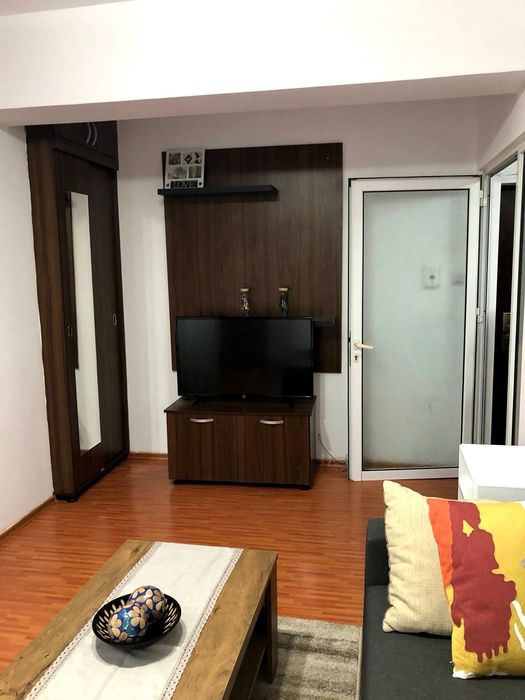 Închiriez garsonieră decomandată – Găvana, Str. Ion Minulescu, Pitești