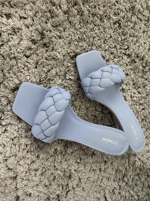 Сандали с Ниско токче Deezee