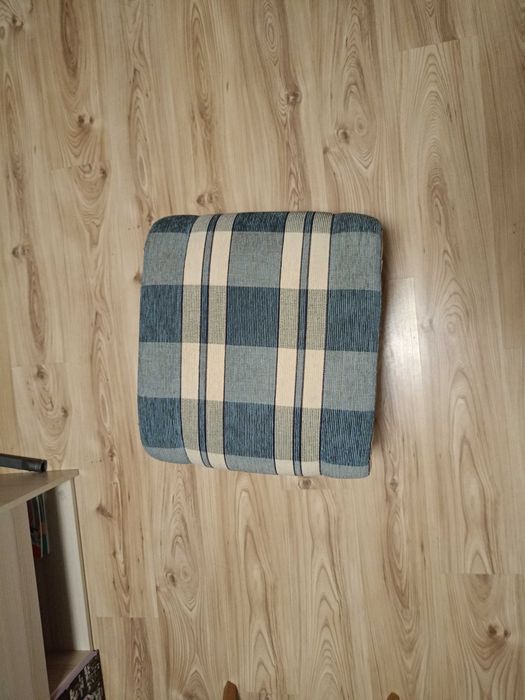 Табуретки перфектно състояние