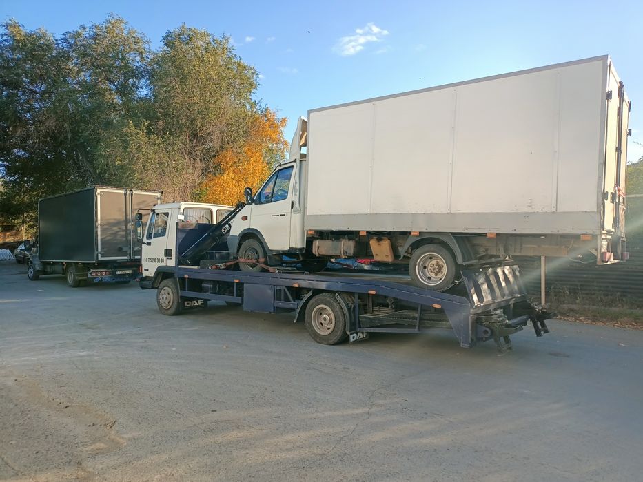 Грузовой эвакуатор