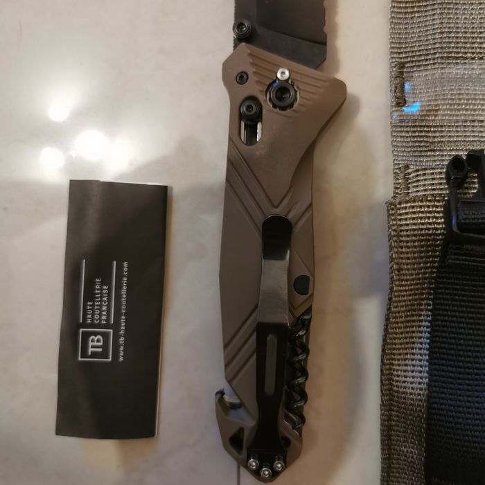 Set briceag outdoor .sport in aer liber .