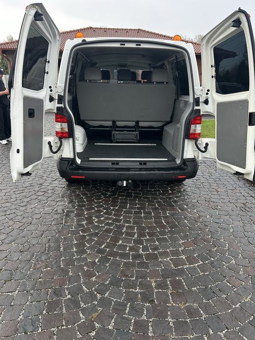 VOLKSWAGEN Caravelle 2012 — imagine 5