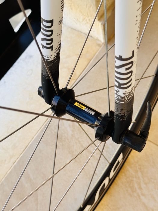 Cursieră CARBON ROSE XEON CW,jante carbon DURA-ACE C50 ,full ULTEGRA!!