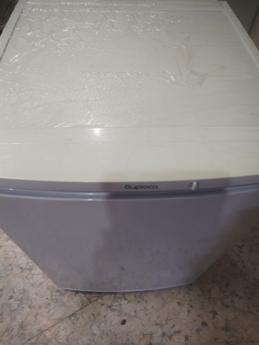 Холодильник Бирюса