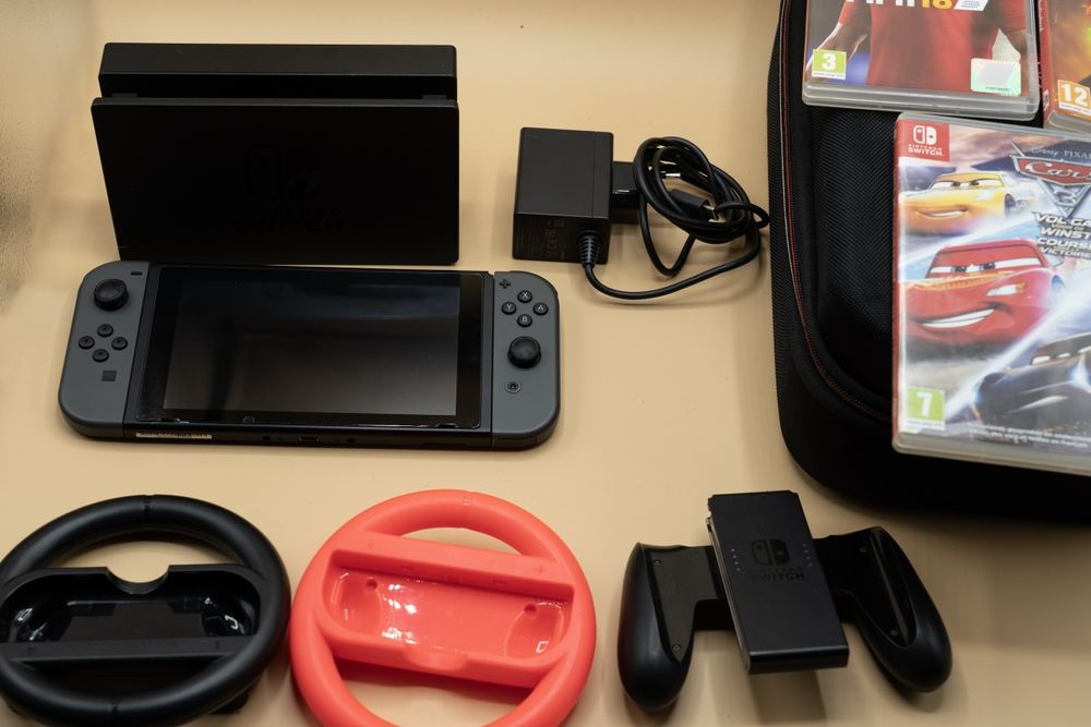 Nintendo Switch joc 32 Gb/folie