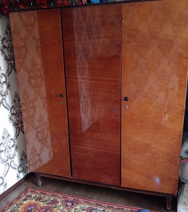 Ески буюмлар сотилади арзон нархларда