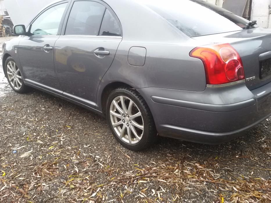 тойота авенсис 2.0д4д 116к на части