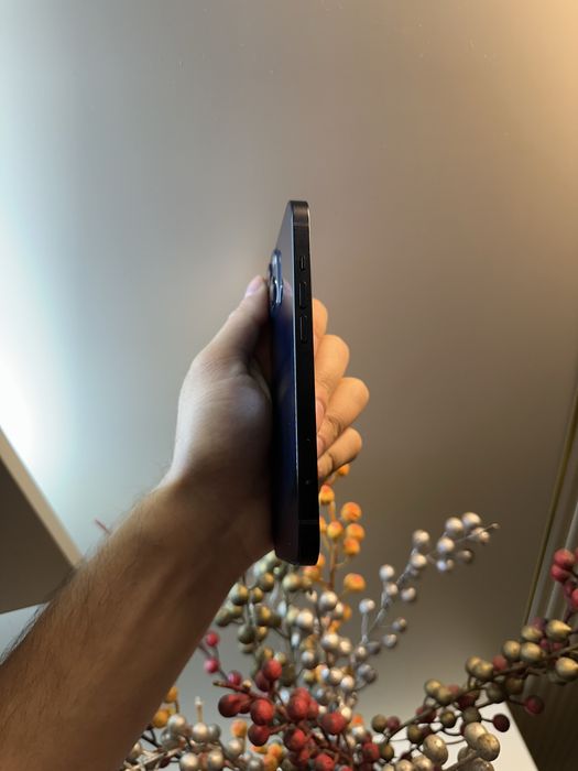 Продам IPhone 13 128gb