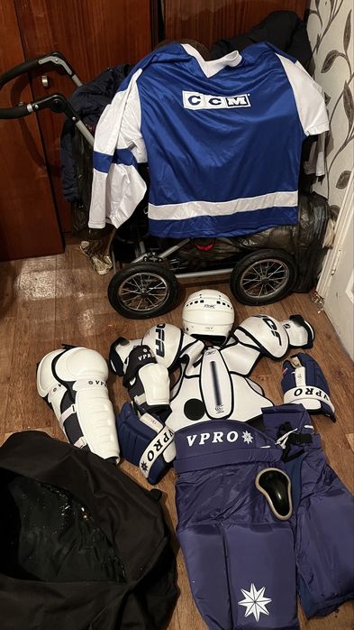 Экипировка хоккейная
