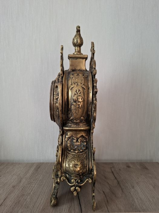 продам часы каминные бронзовые