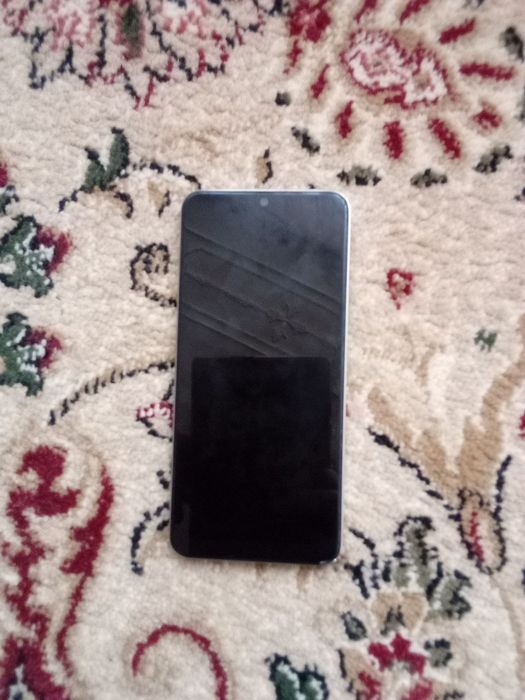 Obmen redmilarga 10,11,12,13 larga eki sotiladi