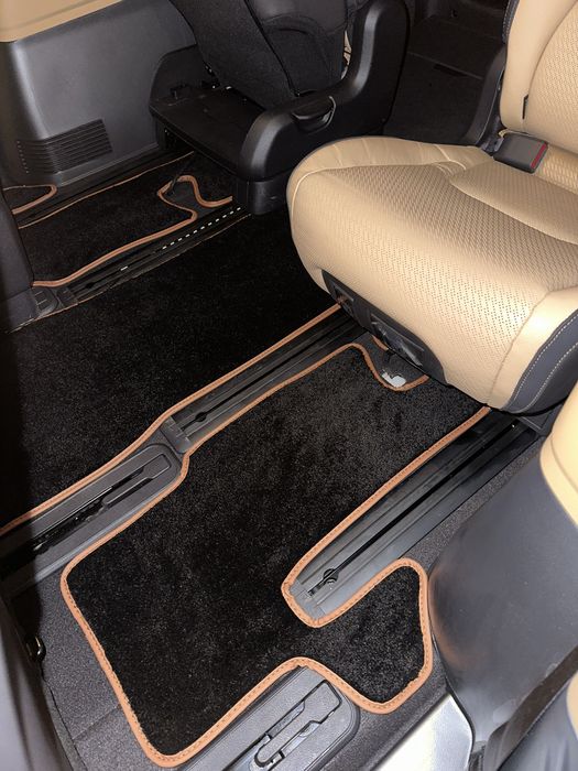 Polik / коврики для Kia Carnival из ковролана
