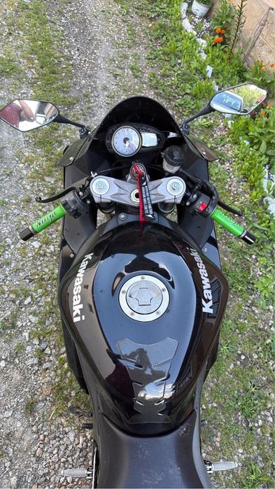 Kawasaki ninja zx6r