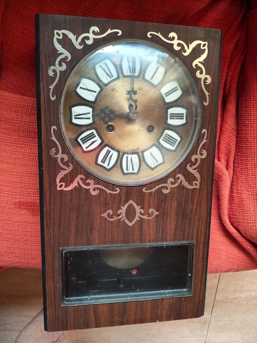 Ceas antic cu pendul