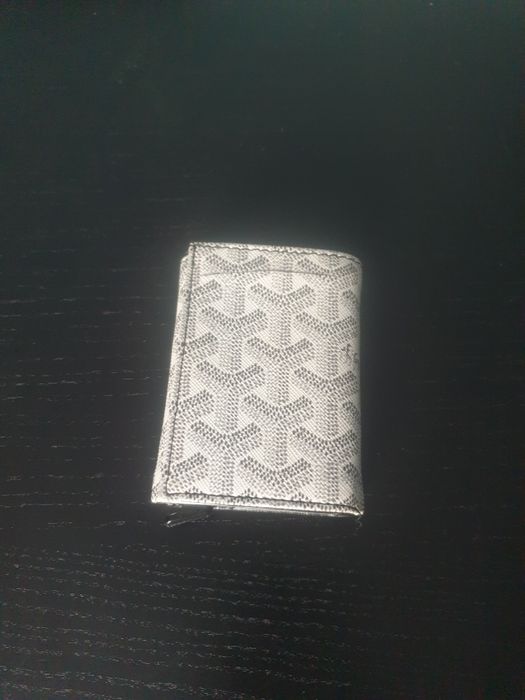 Vand portofel 70 lei