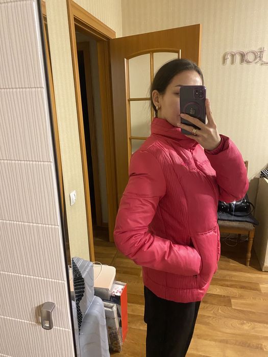 женские куртки пуховики