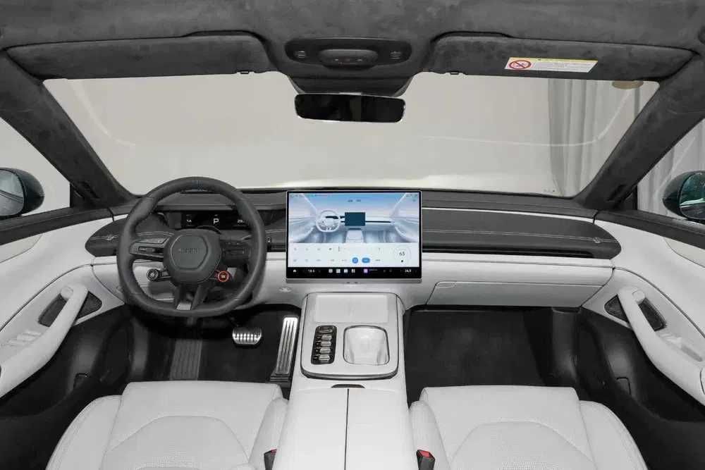 Xiaomi SU7 800km max pod zakaz