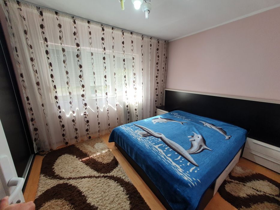 Apartament cu 2 camere de închiriat