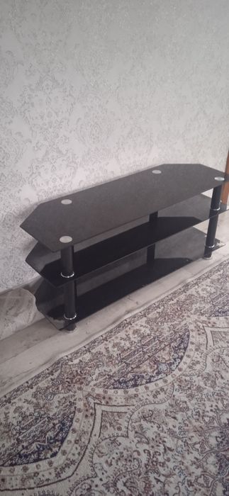 Подставка под телевизор стеклянный