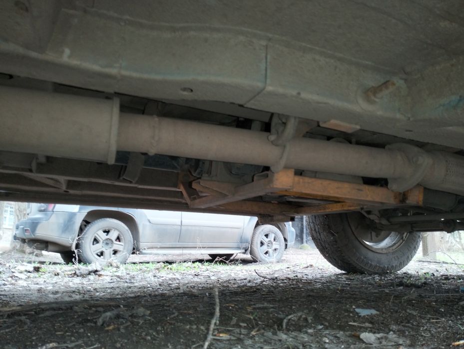 Продам Ниву 5д 2001 года