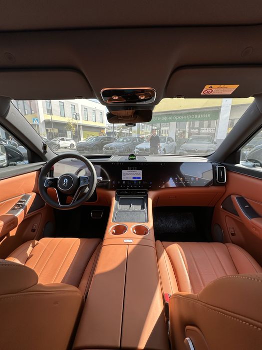 AITO M 8 Max 2025 в наличаи от Terra Auto