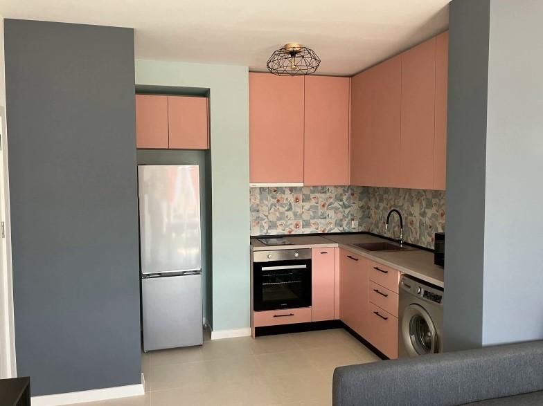 Двустаен апартамент, под наем, Център