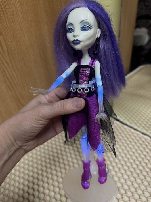 Продам куклу монстр хай!