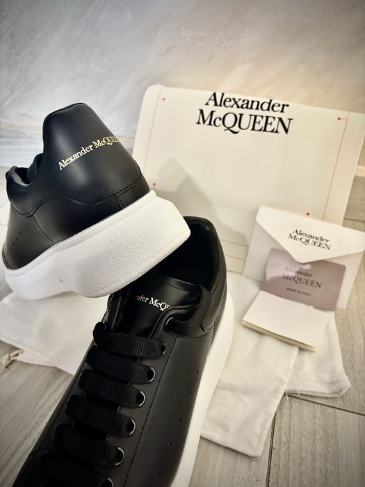 Adidasi Alexander McQueen