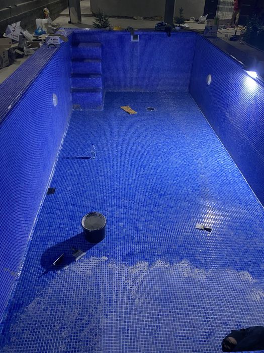 Чистка бассейнов реставрация подготовка к лету замена песка