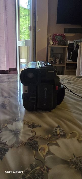 SONY Видеокамера CCD-TRV108E PAL