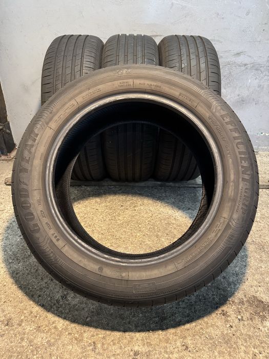 Гуми 215/55/17 GOOD YEAR Eficient Grip