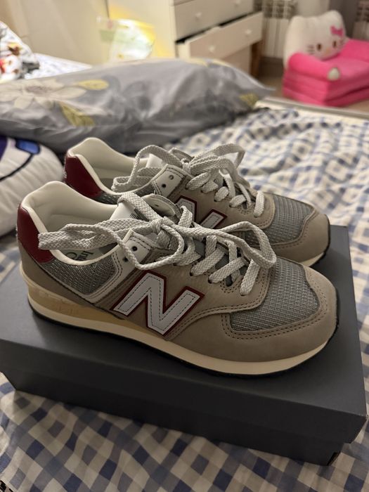 Продам  кроссовки New balance 574