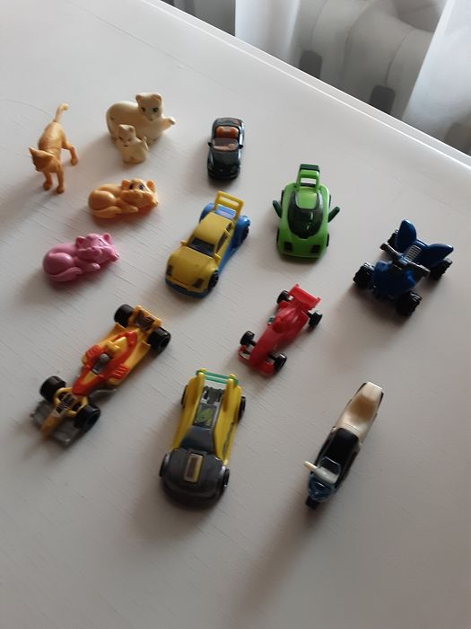 Продаются  киндер-игрушки