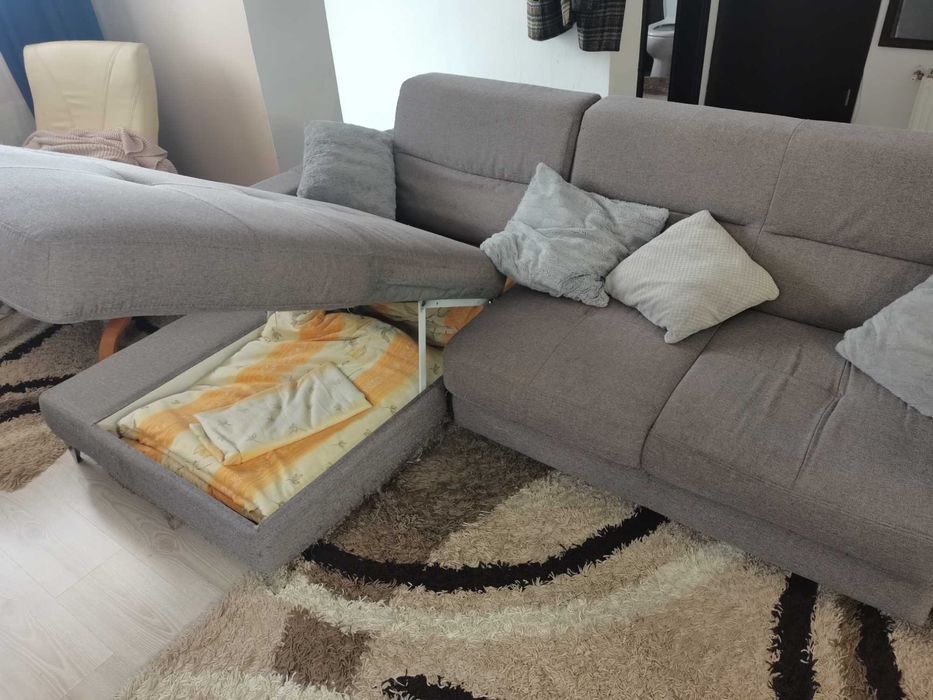 Vând colțar living - fără pisică