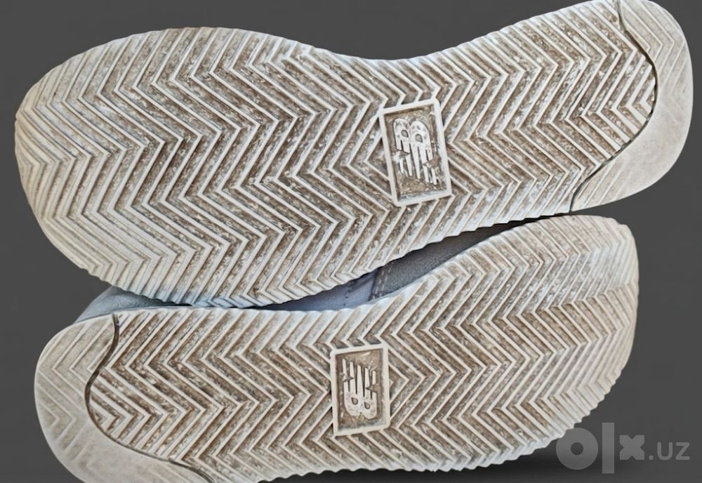 Кроссовки New Balance 220 (WL220AA)