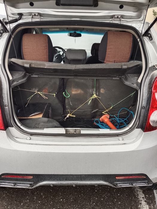 Спарк сотилади йили 2012 йил нархи 4500 ками бор келишамиз