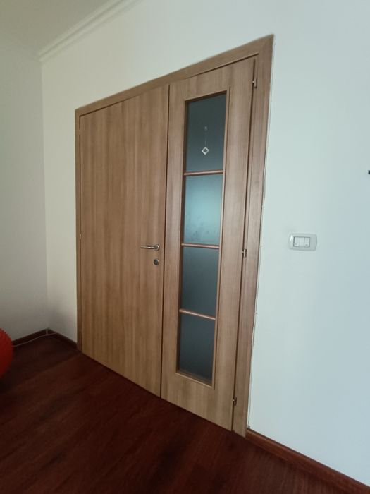 Продам межкомнатные двери 8 шт