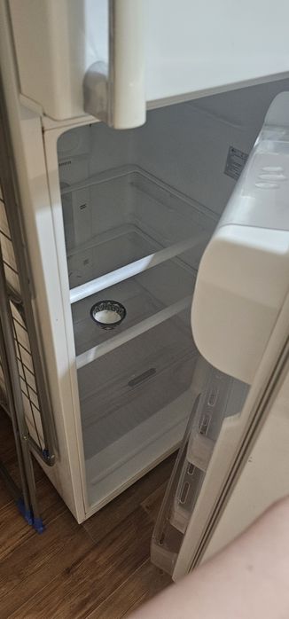 Продам холодильник LG